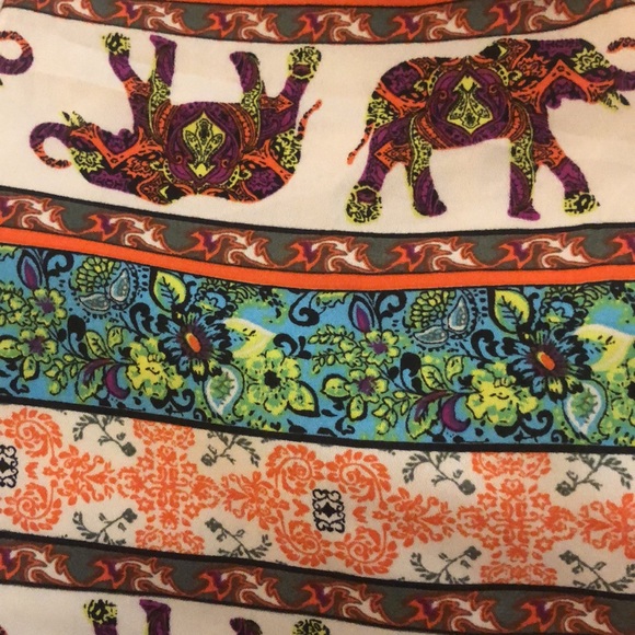 Gorgeous rue21 Elephant Tee - Picture 4 of 4